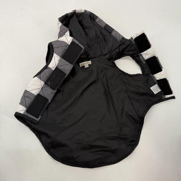 Barkley & Finn Dog Jacket Size S Black White Buffalo Check Hooded Lined Quilted - Picture 3 of 9